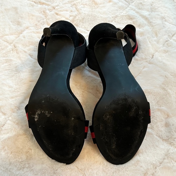 Madden Girl Stiletto Faux Suede Black/Red Open Toe Elastic Strappy Sandal Size 5 - Picture 4 of 5